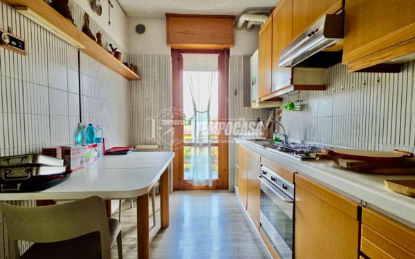 appartamento in vendita a Bergamo in zona Borgo Santa Caterina