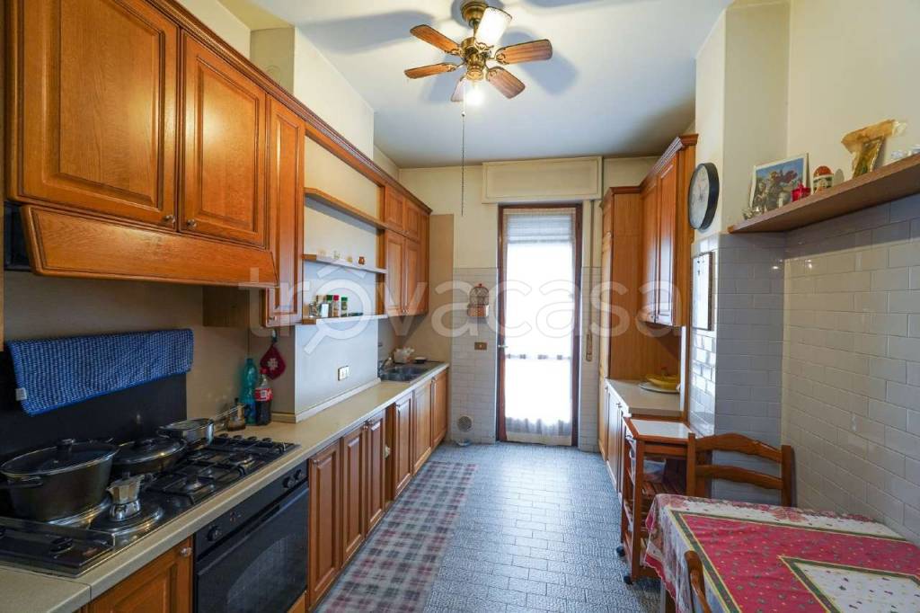 appartamento in vendita a Bergamo in zona Redona