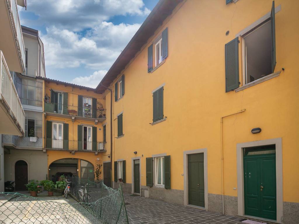 appartamento in vendita a Bergamo in zona Borgo Palazzo