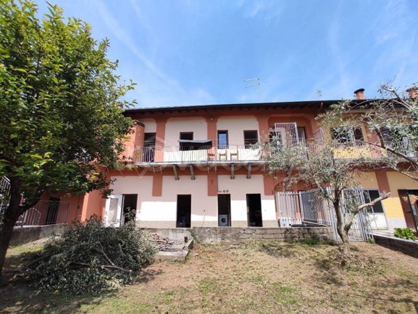 casa indipendente in vendita a Bergamo in zona Redona