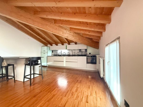 appartamento in vendita a Bergamo in zona Città Alta