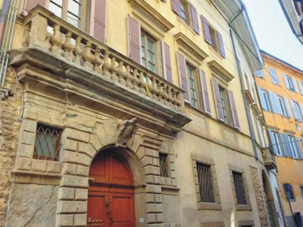 negozio in vendita a Bergamo in zona Città Alta