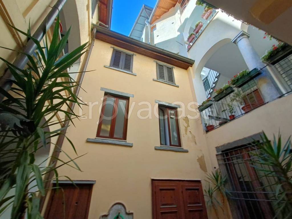 appartamento in vendita a Bergamo in zona Borgo Pignolo