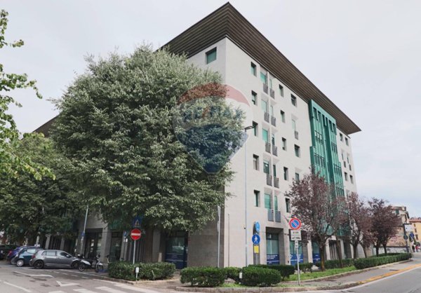 appartamento in vendita a Bergamo in zona Borgo Palazzo