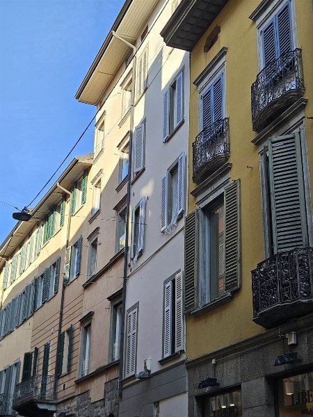 monolocale in vendita a Bergamo in zona Borgo Pignolo