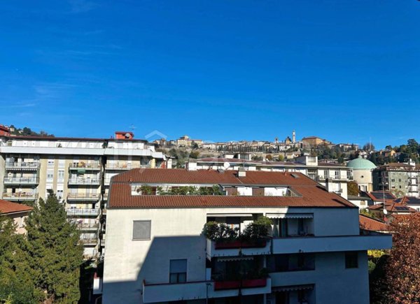 appartamento in vendita a Bergamo in zona Città Alta