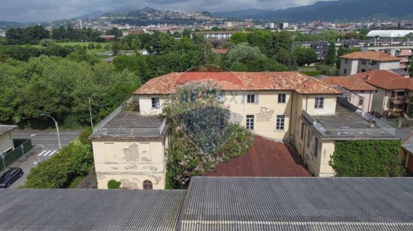 casa indipendente in vendita a Bergamo in zona Campagnola