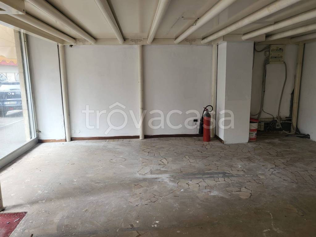 negozio in vendita a Bergamo