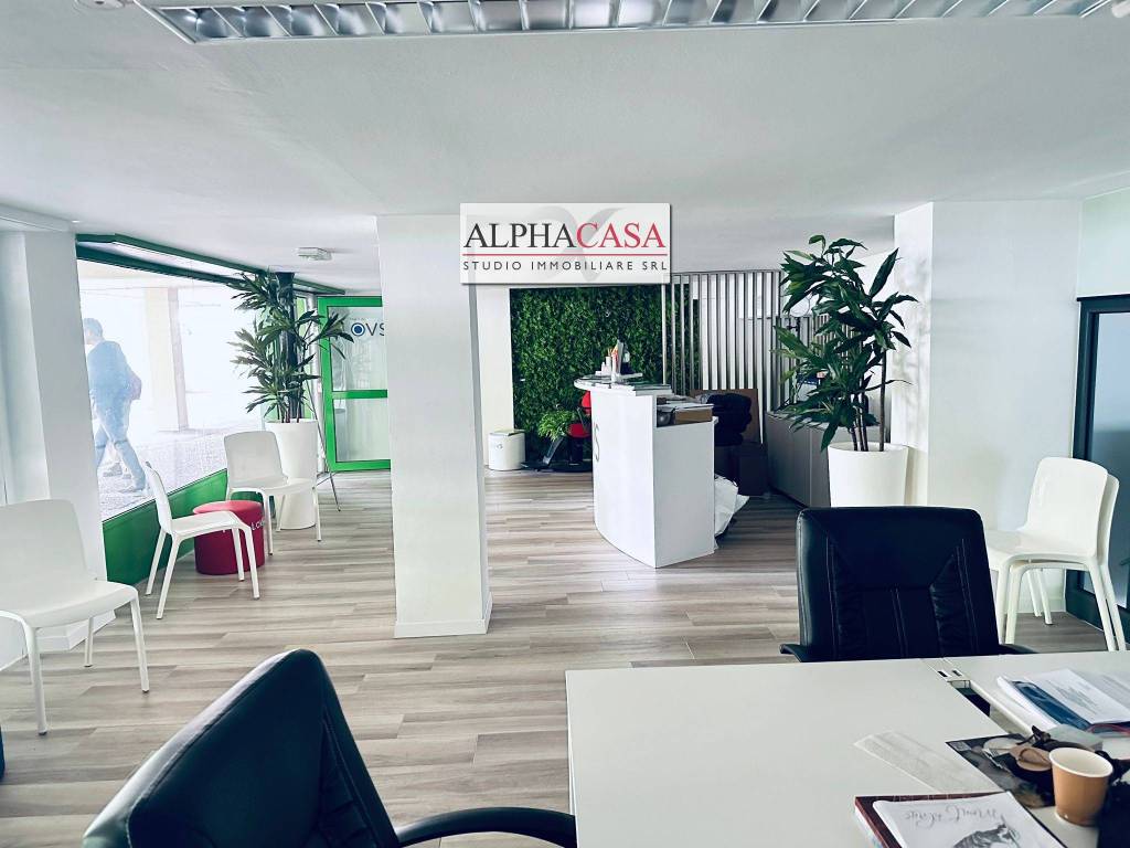 ufficio in vendita a Bergamo in zona Longuelo