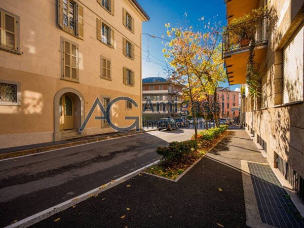 casa indipendente in vendita a Bergamo in zona Borgo Palazzo