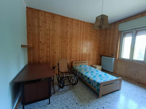 casa indipendente in vendita a Bergamo in zona Castagneta/Pianone