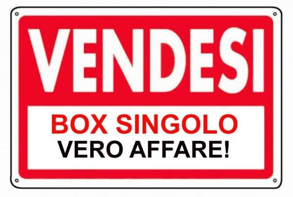 negozio in vendita a Bergamo in zona Borgo Palazzo