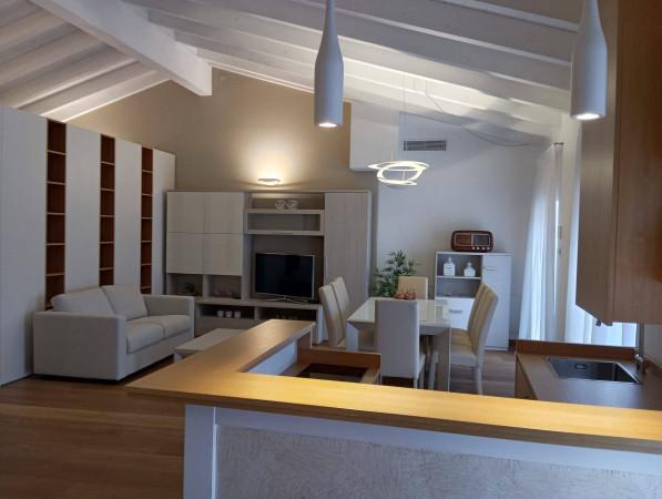 appartamento in vendita a Bergamo in zona Città Alta