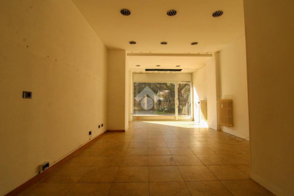 negozio in vendita a Bergamo