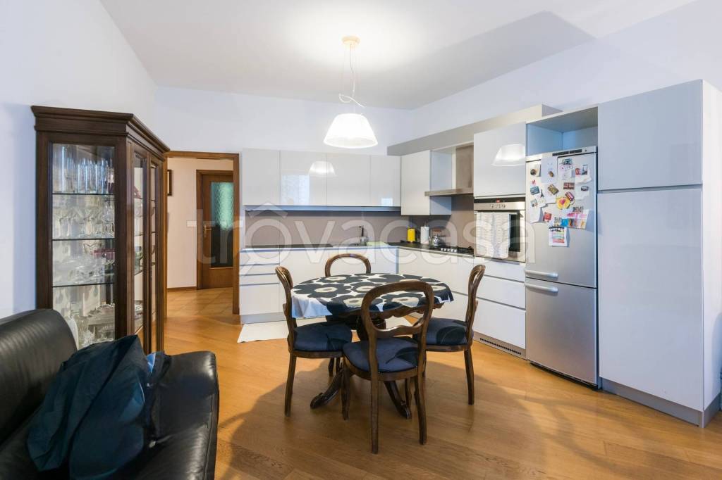 appartamento in vendita a Bergamo in zona Città Alta