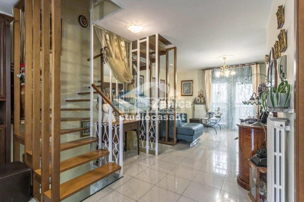 casa indipendente in vendita a Bergamo in zona Borgo Pignolo