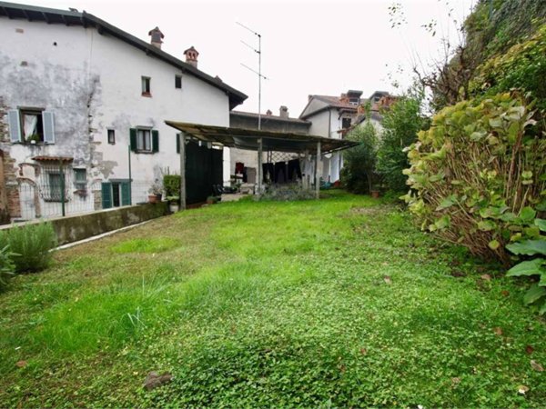 appartamento in vendita a Bergamo in zona Città Alta