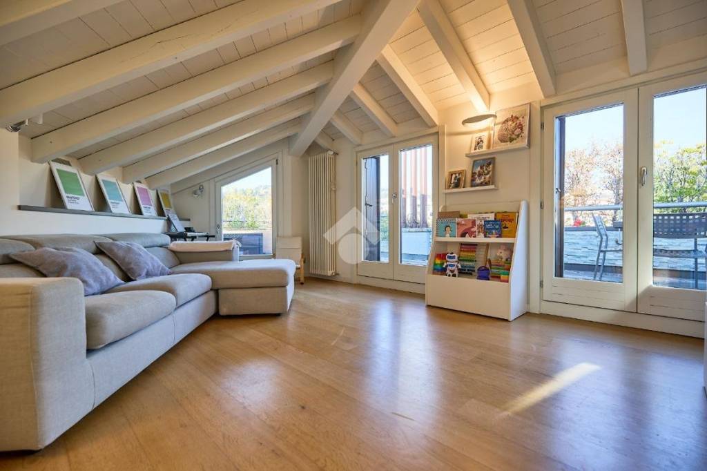 appartamento in vendita a Bergamo in zona Città Alta