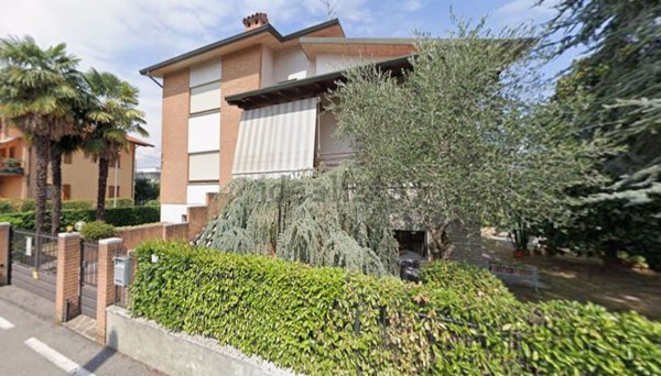 casa indipendente in vendita a Bergamo in zona Boccaleone
