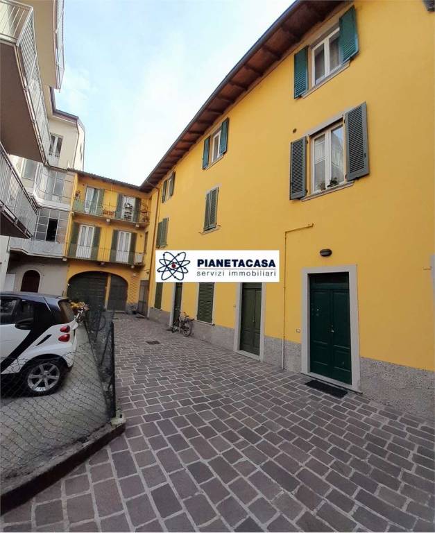appartamento in vendita a Bergamo in zona Bergamo Centro