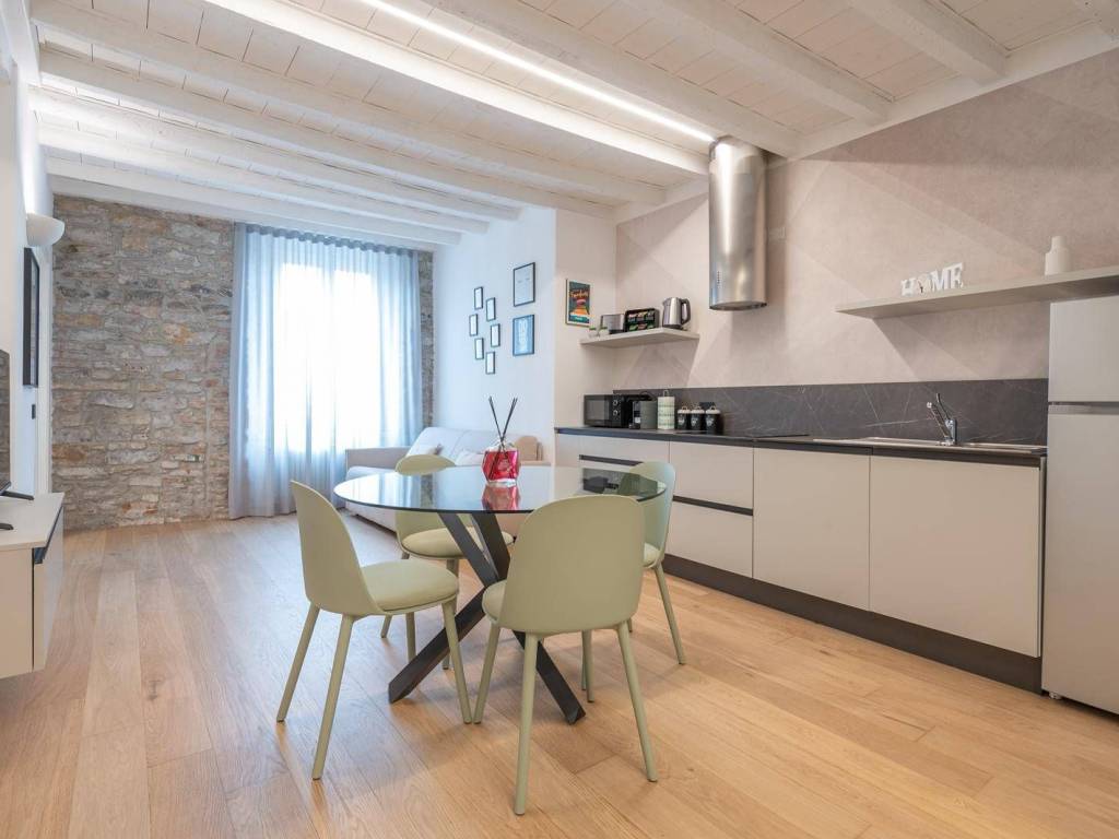 appartamento in vendita a Bergamo in zona Redona