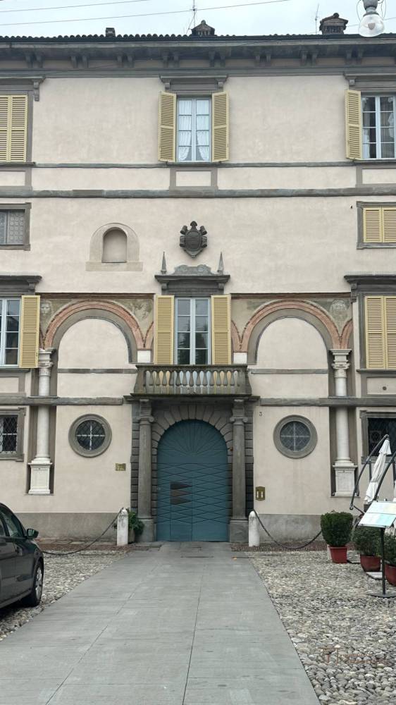 appartamento in vendita a Bergamo in zona Città Alta