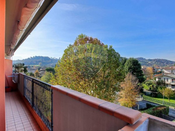 appartamento in vendita a Bergamo in zona Monterosso