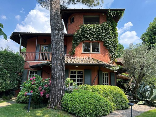 pentavano in vendita a Bergamo in zona Astino