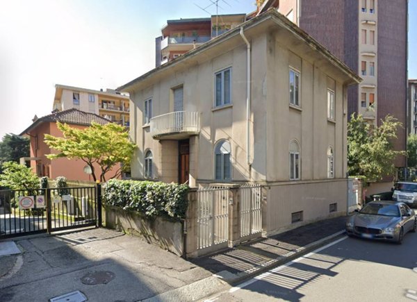 casa indipendente in vendita a Bergamo in zona Longuelo