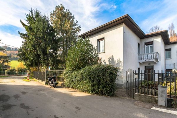casa indipendente in vendita a Bergamo in zona Conca Fiorita