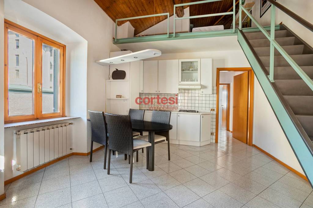 appartamento in vendita a Bergamo in zona Bergamo Centro