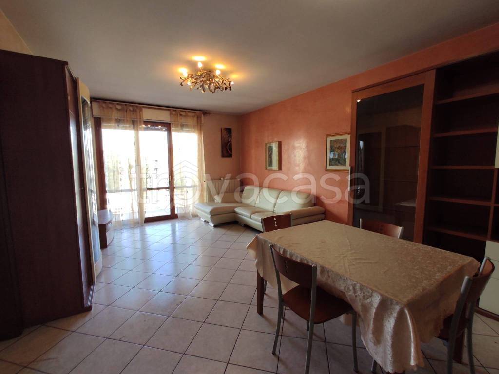 appartamento in vendita a Bergamo in zona Borgo Santa Caterina