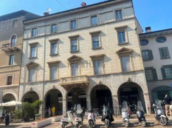 locale di sgombero in vendita a Bergamo