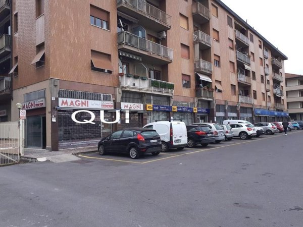 locale commerciale in vendita a Bergamo in zona Borgo Palazzo