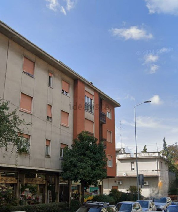 locale commerciale in vendita a Bergamo in zona Loreto