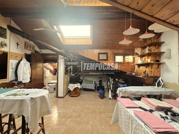 appartamento in vendita a Bergamo in zona Borgo Santa Caterina