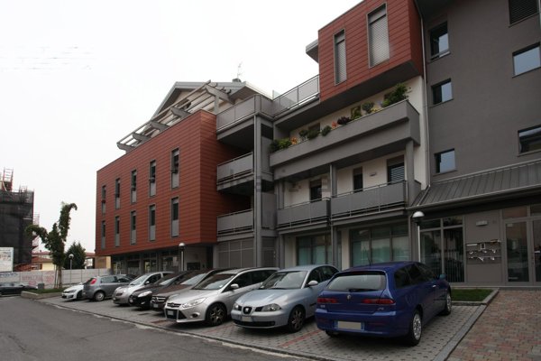 ufficio in vendita a Bergamo in zona Redona