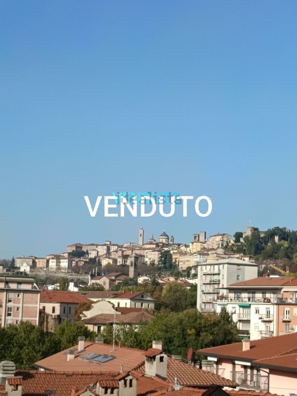 appartamento in vendita a Bergamo in zona Borgo Palazzo