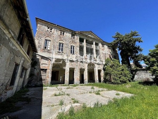villa in vendita a Bergamo in zona Redona