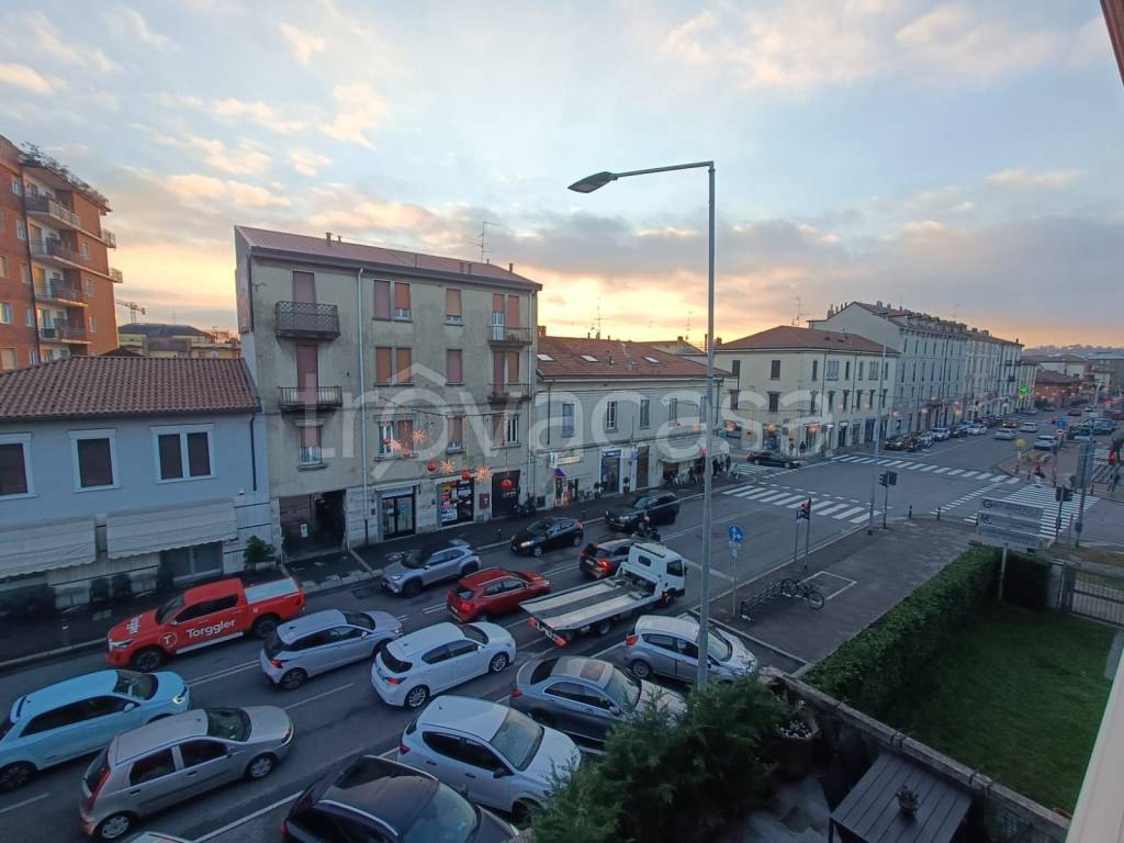 appartamento in vendita a Bergamo in zona Borgo Palazzo