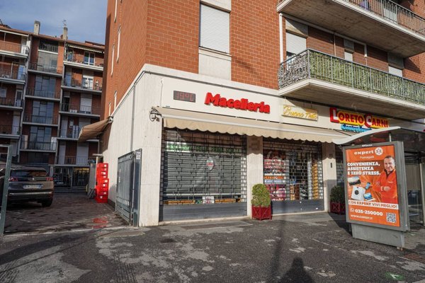 negozio in vendita a Bergamo in zona Loreto