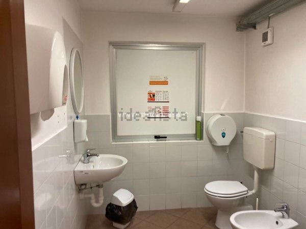 capannone in vendita a Bergamo in zona Borgo Palazzo