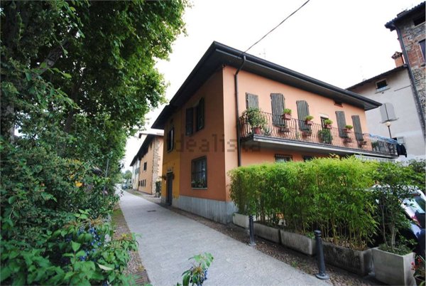 locale commerciale in vendita a Bergamo in zona Campagnola