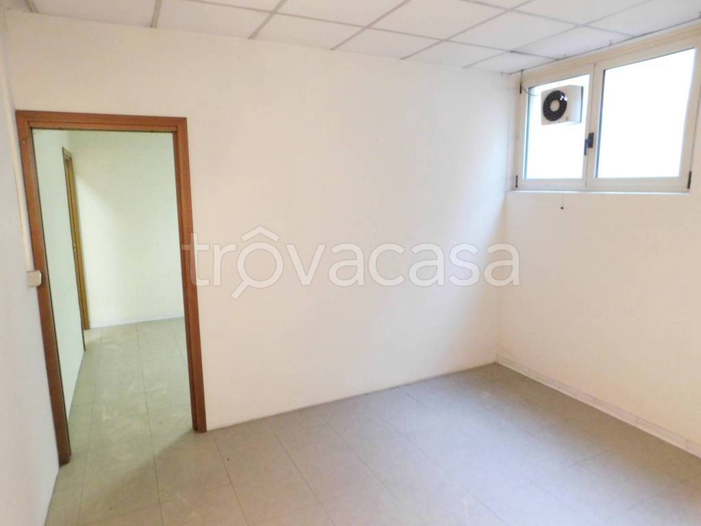 appartamento in vendita a Bergamo in zona Colognola