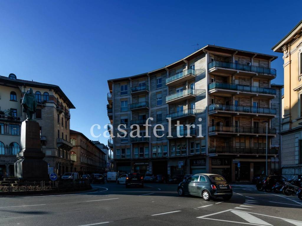 appartamento in vendita a Bergamo in zona Bergamo Centro