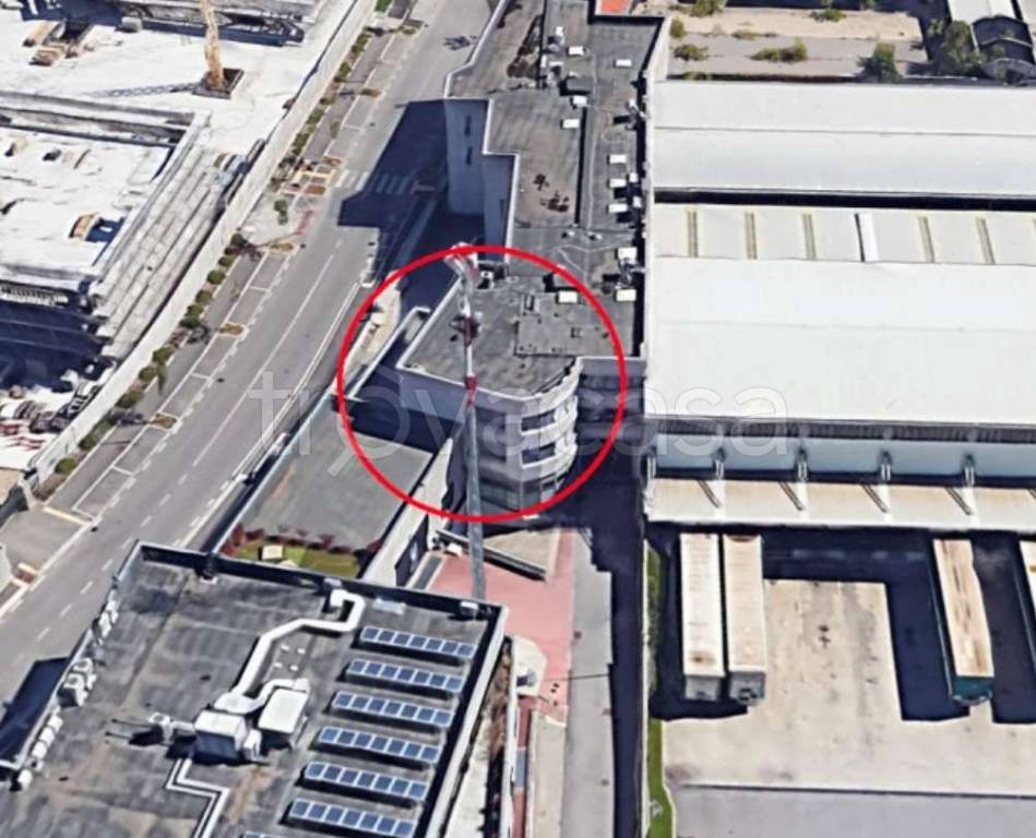 ufficio in vendita a Bergamo in zona Redona