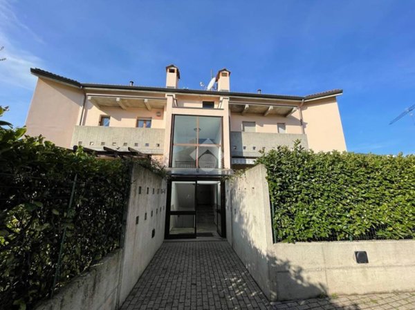 appartamento in vendita a Bergamo in zona Conca Fiorita
