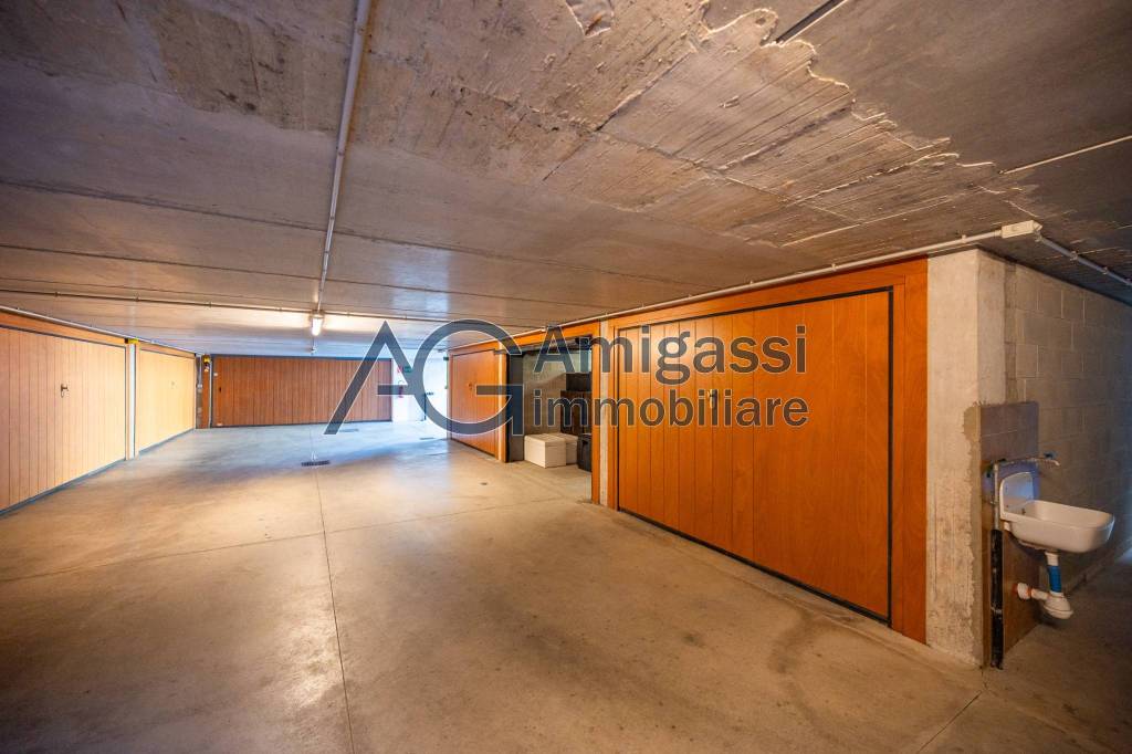 casa indipendente in vendita a Bergamo in zona Redona