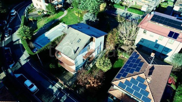 casa indipendente in vendita a Bergamo in zona Longuelo