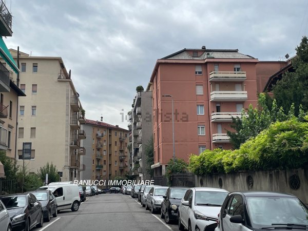appartamento in vendita a Bergamo in zona Borgo Santa Caterina